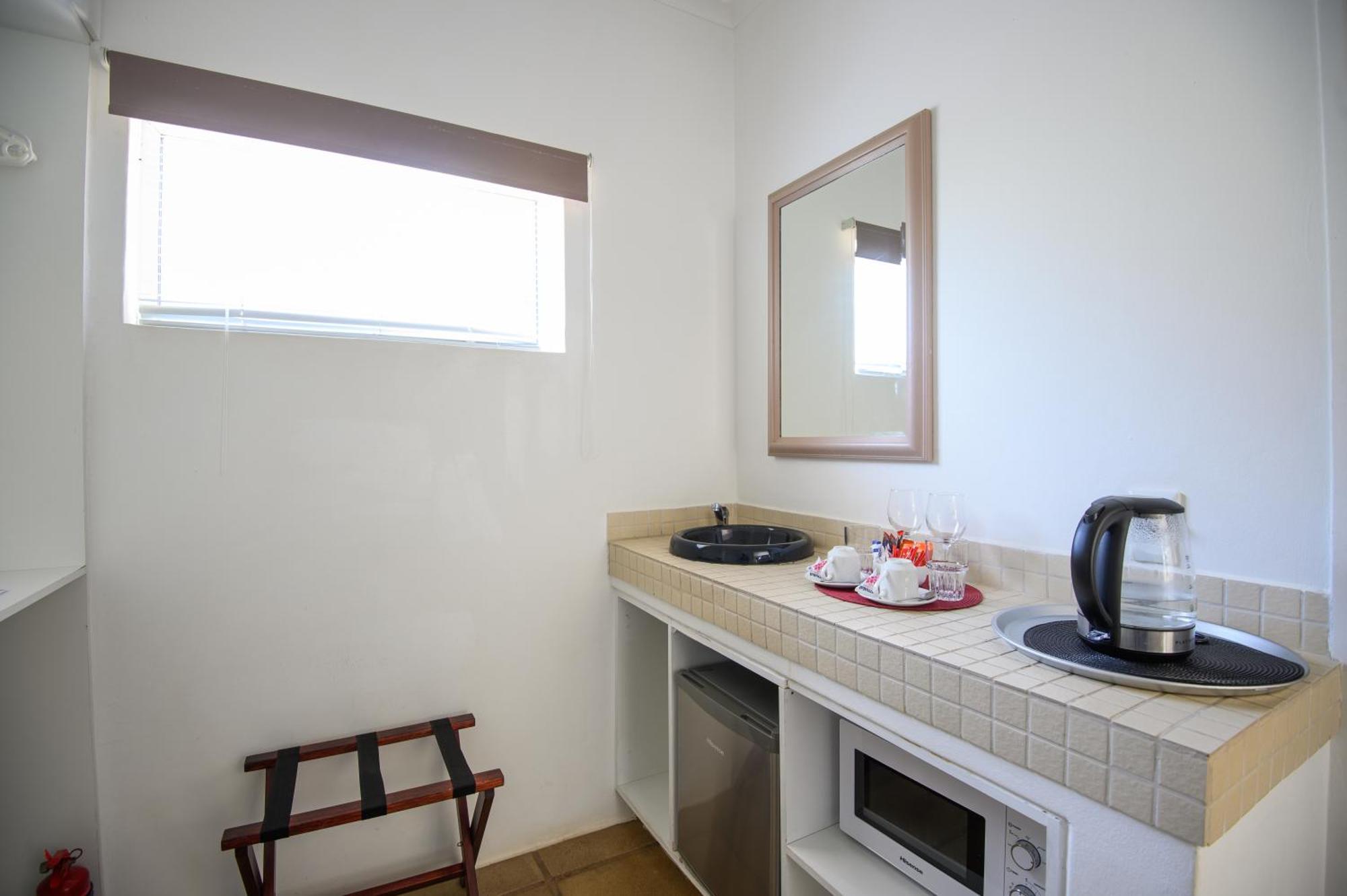 Caza Beach Guesthouse Durban Exterior photo