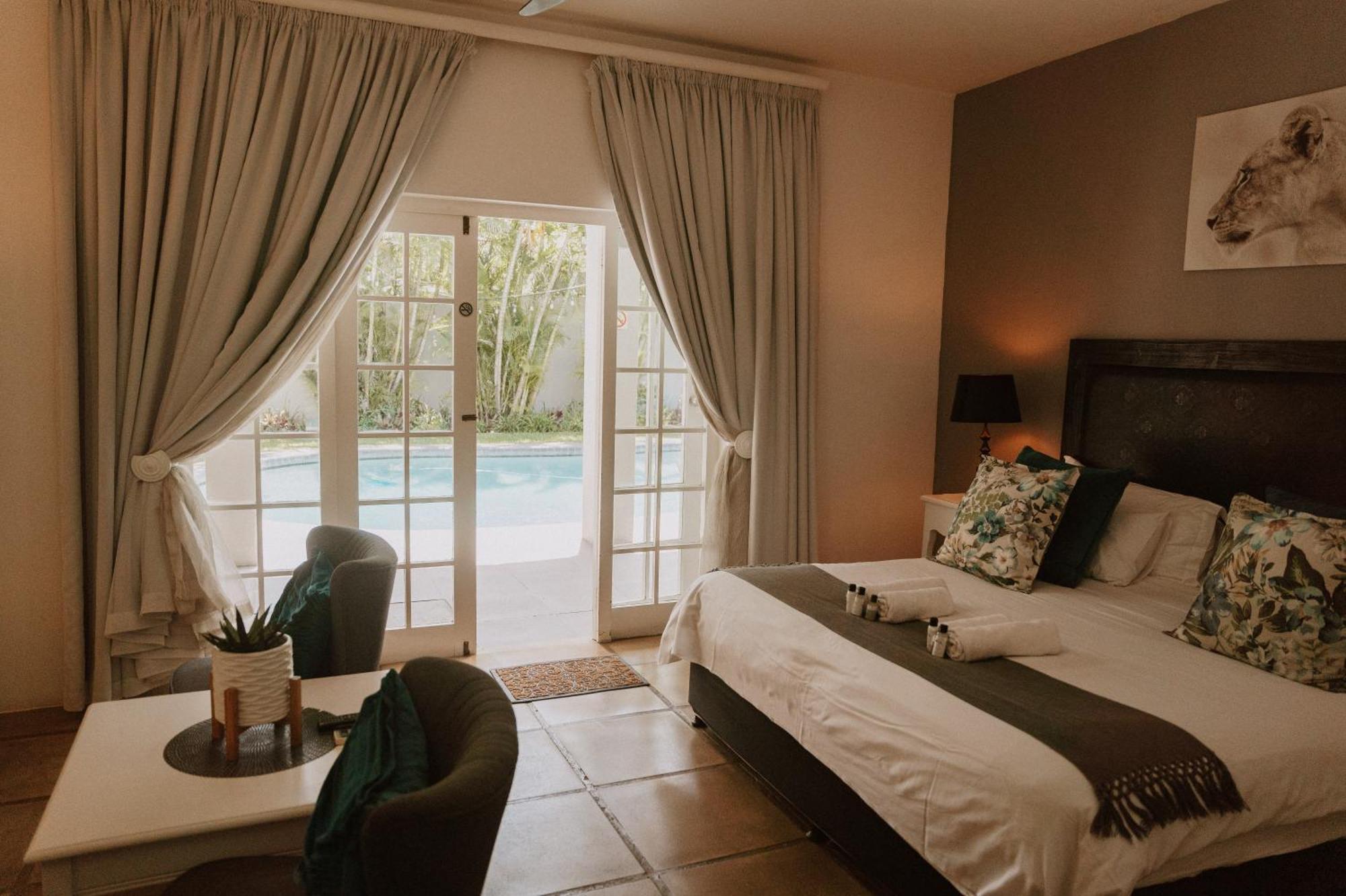 Caza Beach Guesthouse Durban Room photo